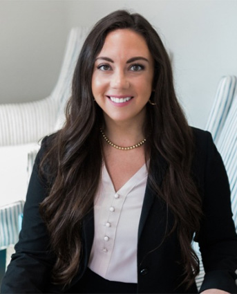 Headshot of Dr. Jade Carlson