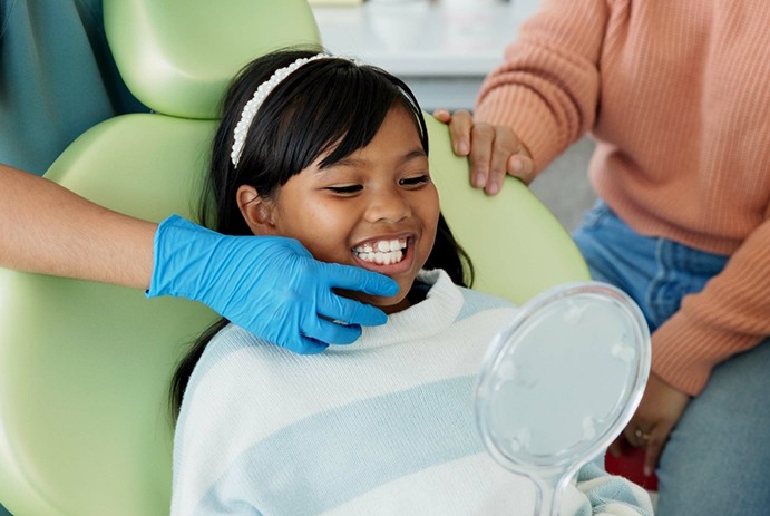 A child visiting the dentist’s office for dental sealants in Fort Worth